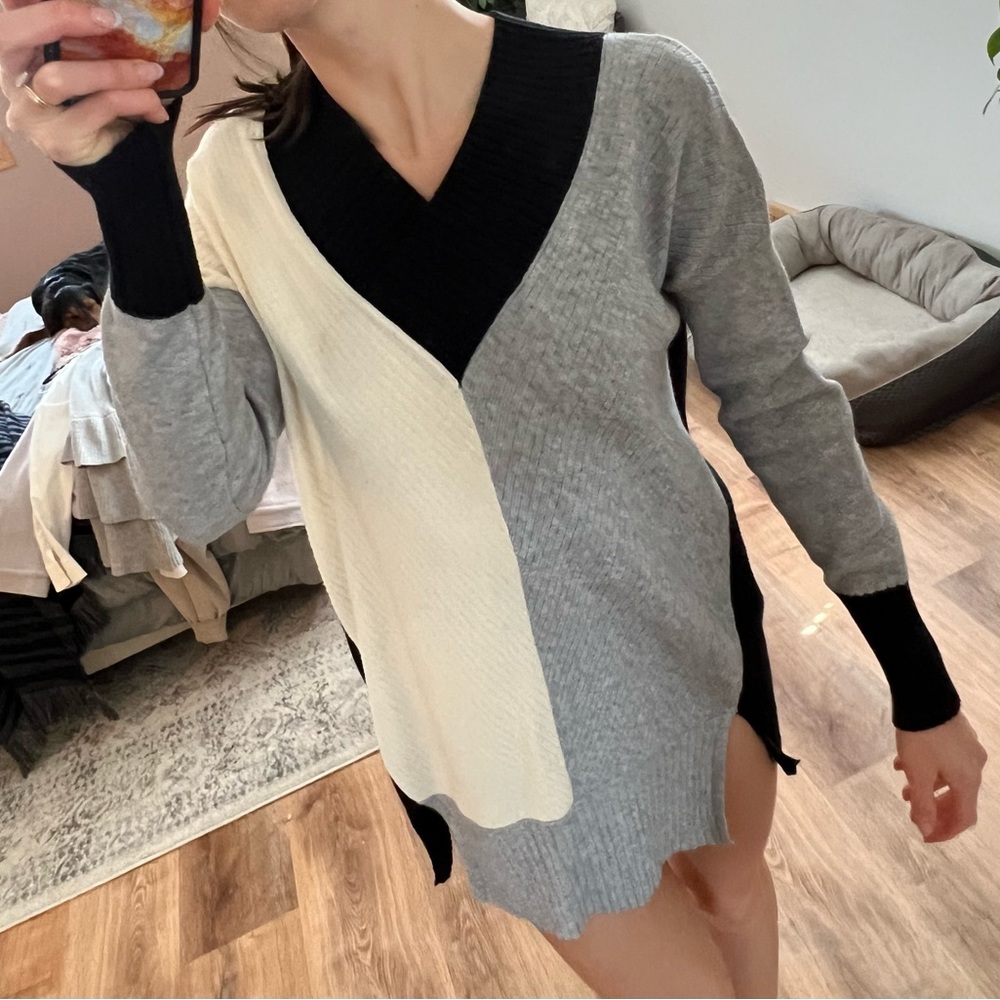 Stitchdrop color block sweater v neck